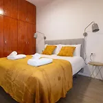 Lägenhet & Fully Equipped In Eixample Next To Metro, Sleeps 5 Barcelona