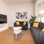 Lägenhet & Fully Equipped In Eixample Next To Metro, Sleeps 5
