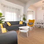 & Fully Equipped In Eixample Next To Metro, Sleeps 5 * Barcelona