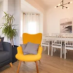 & Fully Equipped In Eixample Next To Metro, Sleeps 5 Lägenhet *