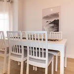 Lägenhet & Fully Equipped In Eixample Next To Metro, Sleeps 5 Barcelona