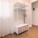 & Fully Equipped In Eixample Next To Metro, Sleeps 5 Barcelona