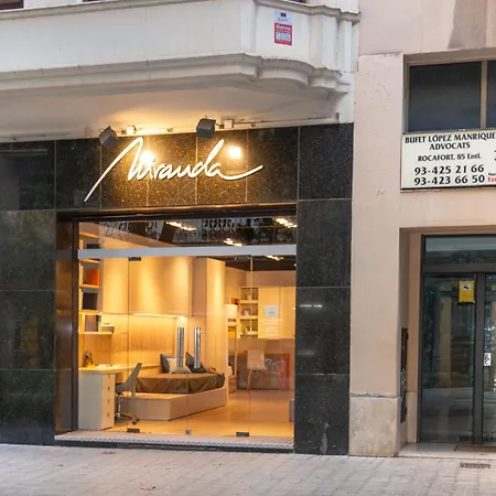 & Fully Equipped In Eixample Next To Metro, Sleeps 5 شقة