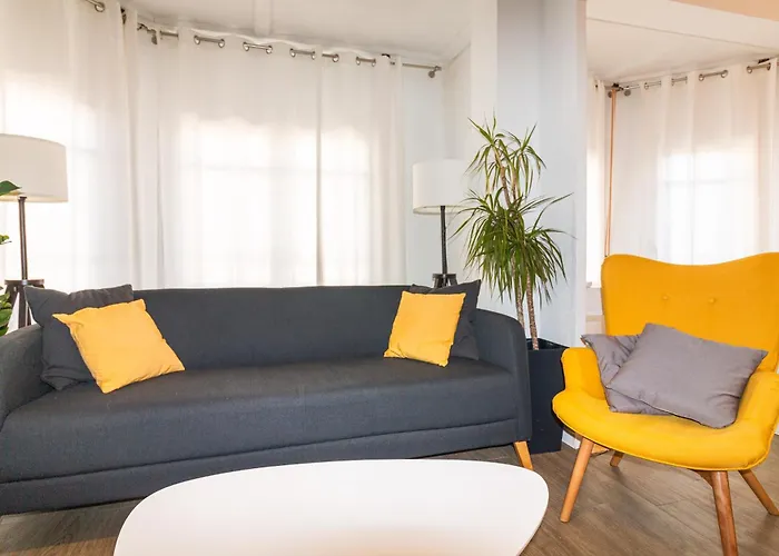 & Fully Equipped In Eixample Next To Metro, Sleeps 5 Lejlighed Barcelona